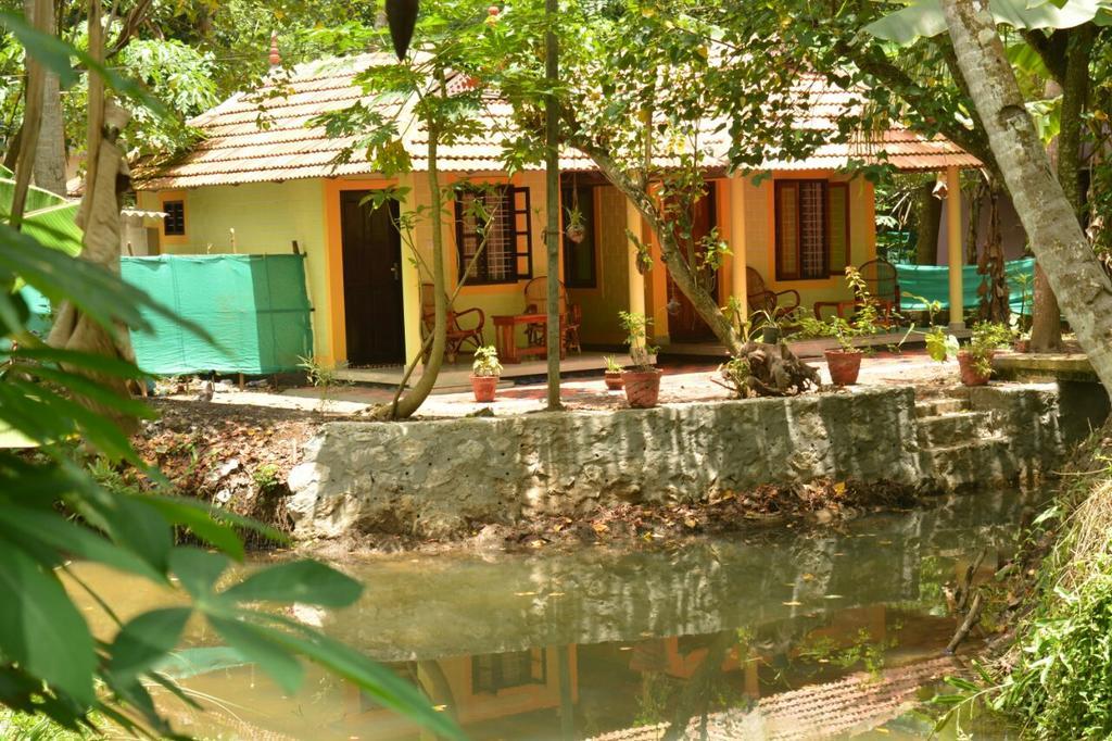 Munroe Nest Homestay Mundrothuruth 外观 照片